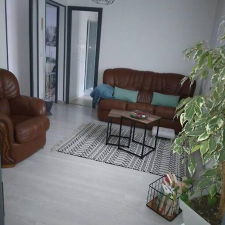 Vaux-Sur-Seine Appartement Cosy Avec Terrasse מראה חיצוני תמונה